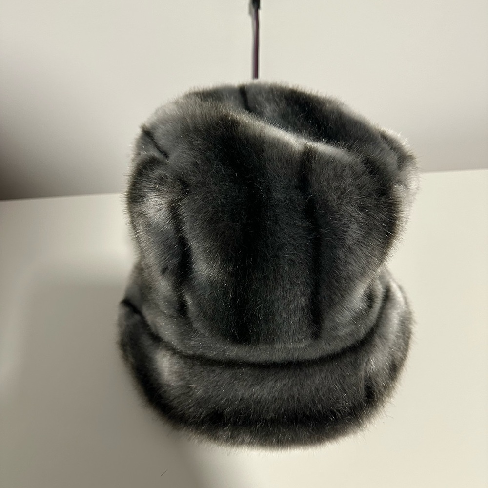Saks Fifth Avenue Fur Hat